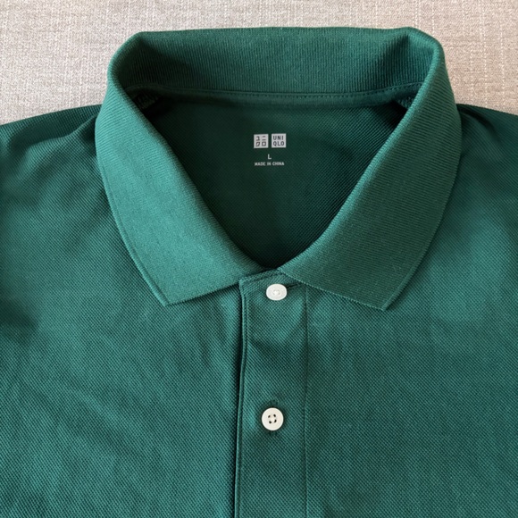 Uniqlo Green Polo Shirt - Picture 2 of 3
